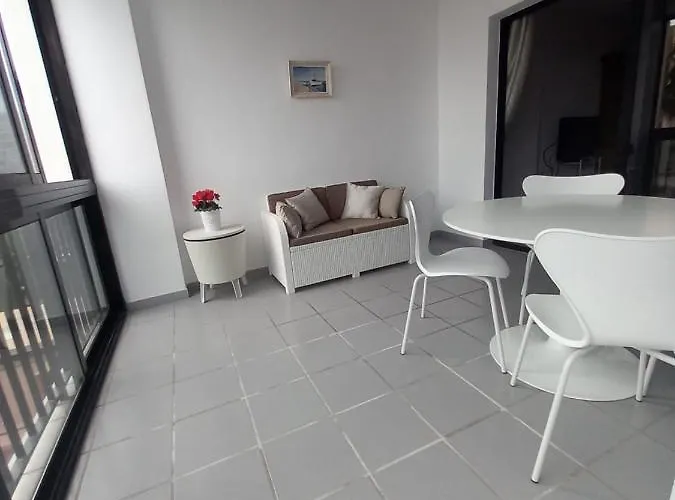 Colon - Plusholidays * Calpe