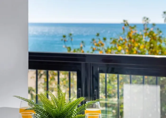 Apartament Colon - Plusholidays *