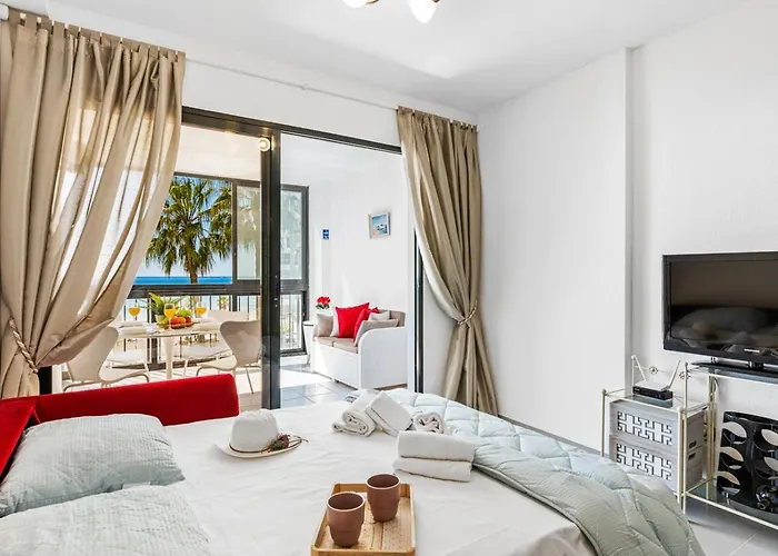 Colon - Plusholidays Calpe