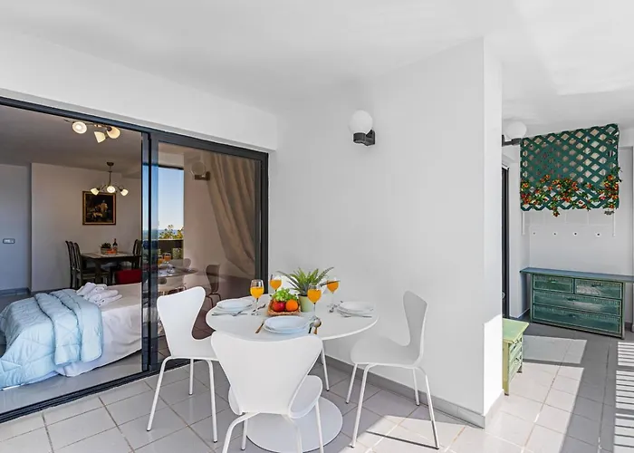 Appartement Colon - Plusholidays *