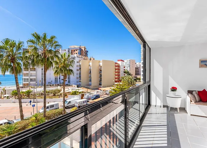 Colon - Plusholidays