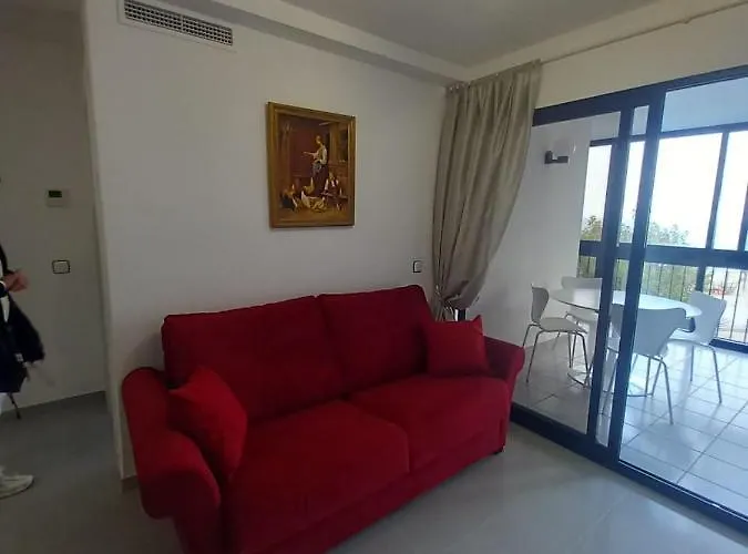 Colon - Plusholidays 卡尔佩