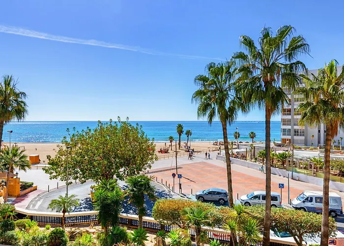 Colon - Plusholidays *